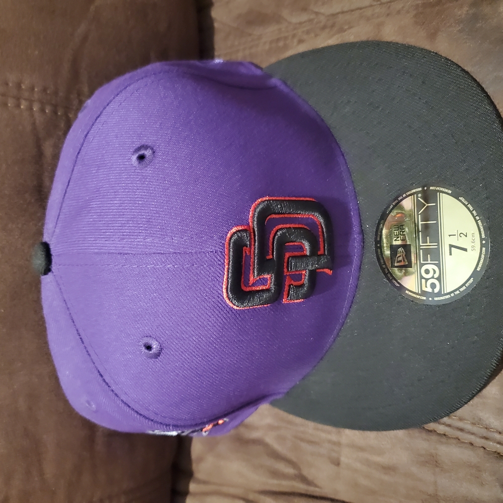 SAN DIEGO PADRES NEW ERA 59FIFTY HAT 7 1/2 PURPLE/BLACK W RED UV 1998 WS SIDE PA